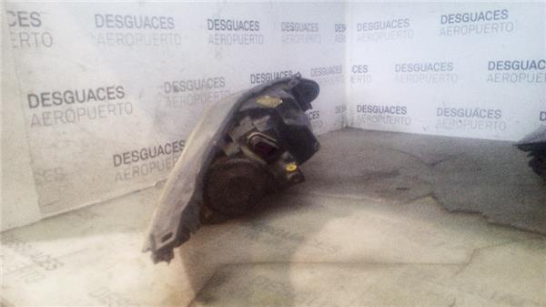 faro-del-izdo-ford-fiesta-vi-1-6-tdci-4.jpeg