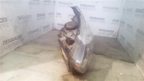 faro-del-izdo-renault-clio-iv-2012-1-2-limited-12-ltr-54-kw-16v-2.jpeg