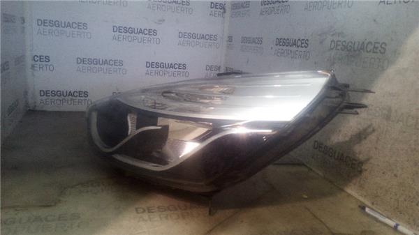 faro-del-izdo-renault-clio-iv-2012-1-2-limited-12-ltr-54-kw-16v-4.jpeg