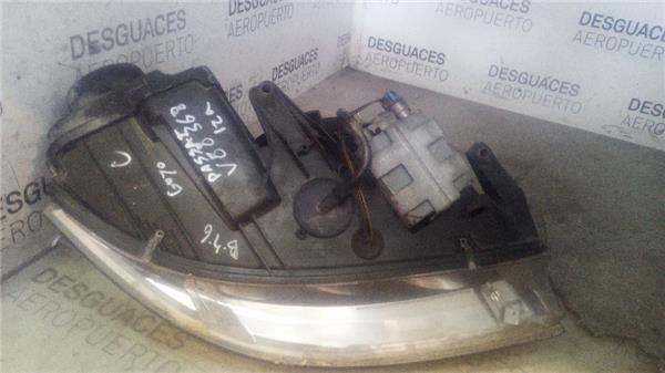 faro-xenon-izdo-volkswagen-passat-berlina-3b32000-1-9-tdi-4.jpeg