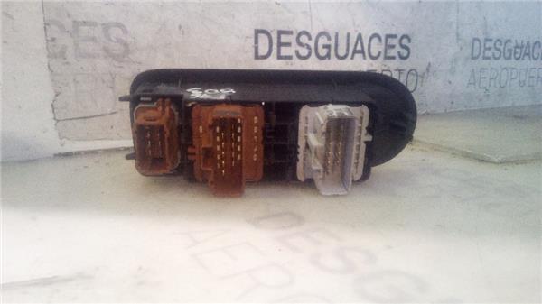 mando-elevalunas-del-izdo-renault-megane-ii-ranchera-familiar-km0-1_-1-9-dci-1.jpeg