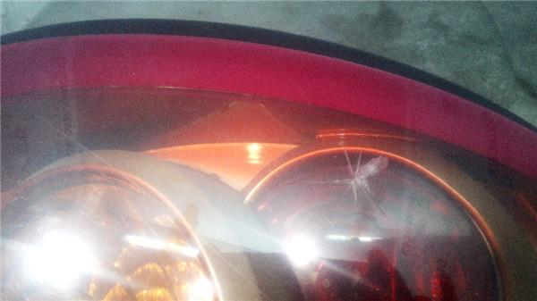 piloto-tra-dcho-nissan-almera-n16-e01-2000-1-5-1.jpeg