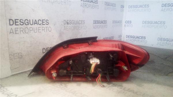 piloto-tra-izdo-peugeot-406-berlina-s1-s208-1995-2-0-hdi-110-3.jpeg