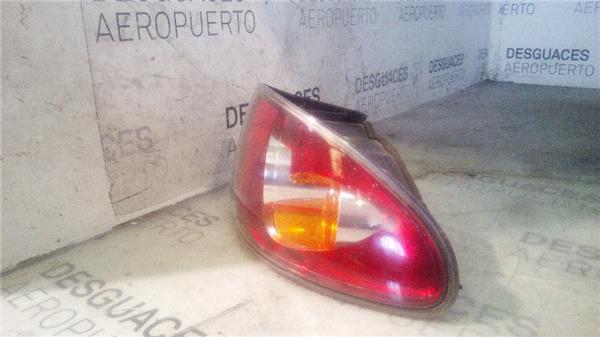 piloto-trasero-dcho-exterior-seat-cordoba-berlina-6l209-2002-1-4-16v-2.jpeg