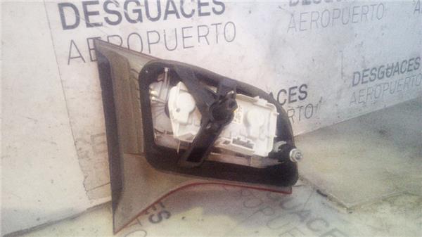 piloto-trasero-dcho-interior-audi-a4-avant-8e2004-2-0-tdi-16v-2.jpeg