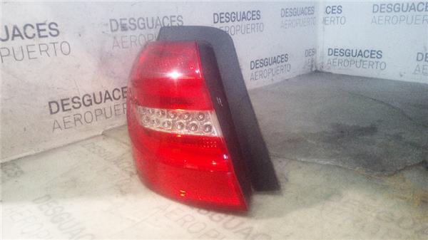 piloto-trasero-izdo-exterior-mercedes-benz-clase-b-bm-24611-2011-1-8-b-200-cdi-246-201-18-ltr-80-kw-cdi-cat-1.jpeg