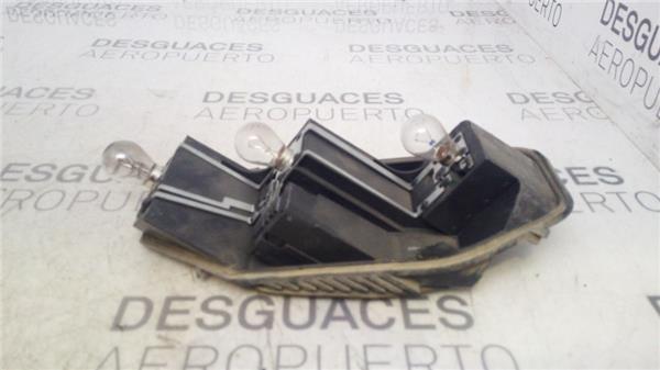portalampara-piloto-tra-izdo-peugeot-407-sw-05-2004-2-0-hdi-135-9.jpeg