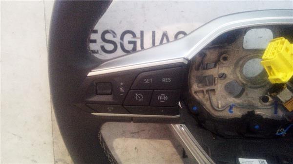 volante-seat-1-0-1.jpeg