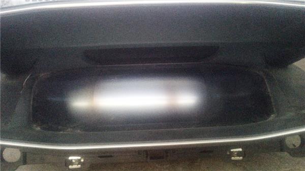 embellecedor-cuadro-instrumentos-peugeot-2008-p111-2019-1-2-allure-12-ltr-74-kw-puretech-6.jpeg