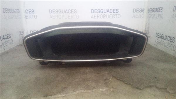 embellecedor-cuadro-instrumentos-peugeot-2008-p111-2019-1-2-allure-12-ltr-74-kw-puretech.jpeg
