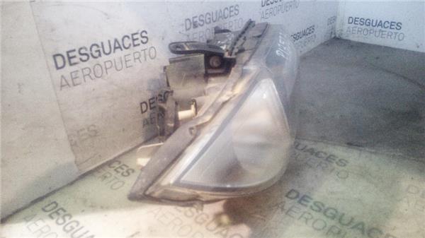 faro-del-dcho-bmw-serie-1-berlina-e81-e872004-118d-1.jpeg