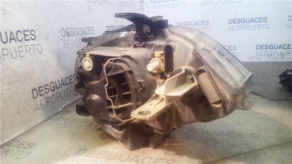 faro-del-dcho-bmw-serie-1-berlina-e81-e872004-118d-5.jpeg