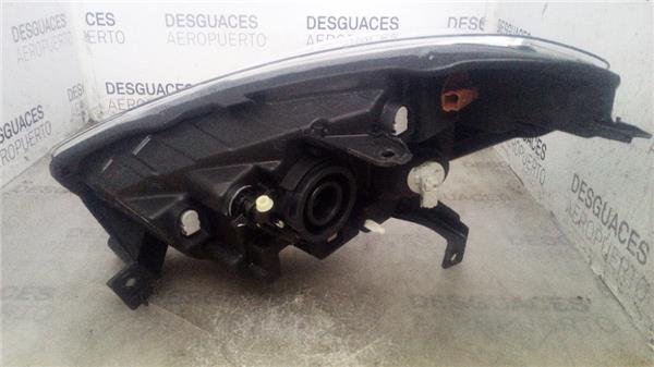 faro-del-dcho-dacia-lodgy-04-2012-1.jpeg