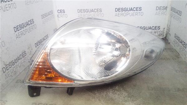 faro-del-dcho-nissan-note-e11e01-2006.jpeg