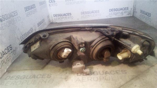 faro-del-dcho-opel-astra-g-berlina-1998-1-6-3.jpeg