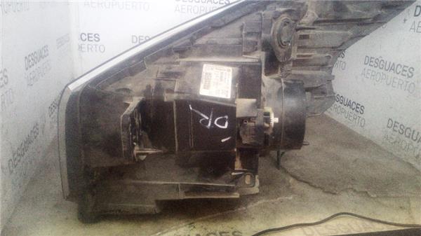 faro-del-dcho-renault-trafic-iii-furgon-06-2014-1-6-l1h1-27t-16-ltr-70-kw-dci-diesel-6.jpeg