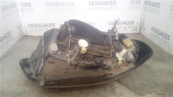faro-del-izdo-seat-cordoba-berlina-6k208-1999-1-9-d-5.jpeg