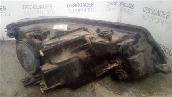 faro-del-izdo-volkswagen-caddy-2k02-2004-1-6-tdi-2.jpeg