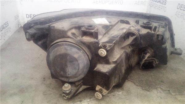 faro-del-izdo-volkswagen-caddy-2k02-2004-1-6-tdi-4.jpeg