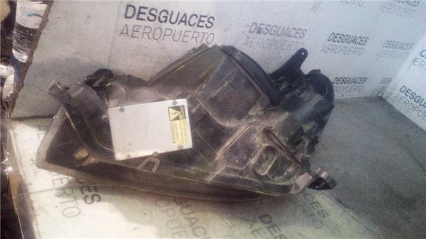 faro-xenon-dcho-opel-astra-h-berlina-2004-1-7-cdti-4.jpeg