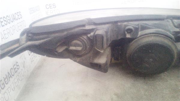 faro-xenon-izdo-peugeot-407-2004-2-2-sport-22-ltr-120-kw-cat-3fy-ew12j4-2.jpeg