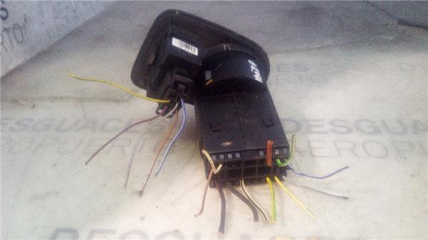 mando-de-luces-seat-ibiza-berlina-6j506-2008-1-6-tdi-1.jpeg