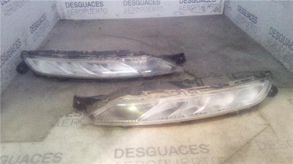 piloto-del-luz-diurna-citroen-c4-picasso-2007-1-6-business-class-16-ltr-88-kw-16v.jpeg