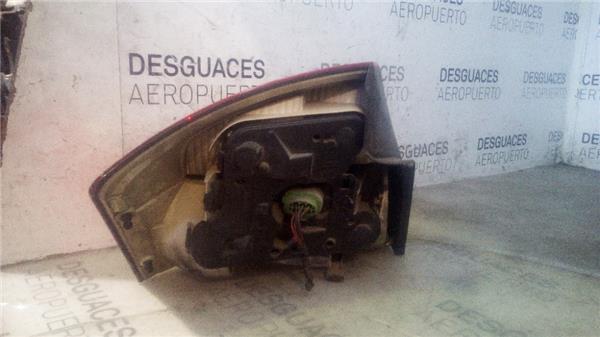 piloto-tra-dcho-audi-a4-berlina-8e04-2003-1-9-tdi-96kw-19-ltr-96-kw-tdi-4.jpeg