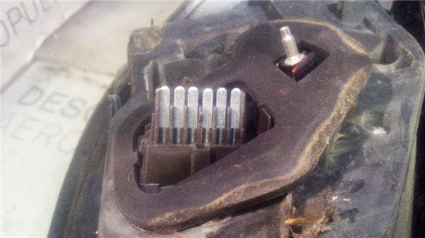 piloto-tra-dcho-opel-astra-h-berlina-2004-1-7-cdti-5.jpeg