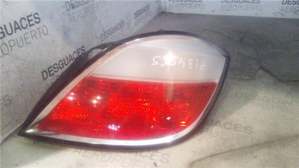 piloto-tra-dcho-opel-astra-h-berlina-2004-1-7-cdti.jpeg