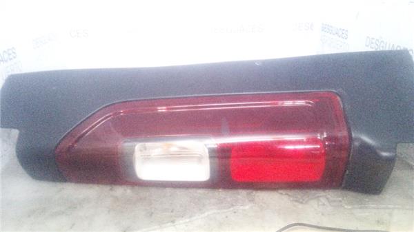 piloto-tra-dcho-renault-trafic-iii-furgon-06-2014-1-6-l1h1-27t-16-ltr-70-kw-dci-diesel-1.jpeg