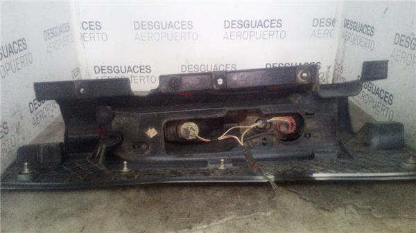 piloto-tra-dcho-renault-trafic-iii-furgon-06-2014-1-6-l1h1-27t-16-ltr-70-kw-dci-diesel-3.jpeg