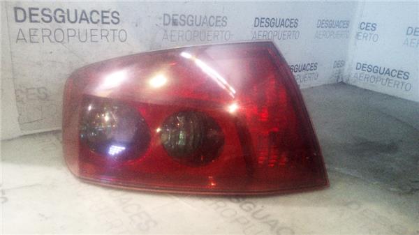 piloto-tra-izdo-peugeot-407-2004-2-0-hdi-135.jpeg