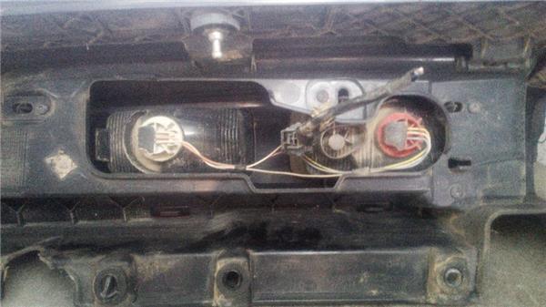 piloto-tra-izdo-renault-trafic-iii-furgon-06-2014-1-6-l1h1-27t-16-ltr-70-kw-dci-diesel-3.jpeg