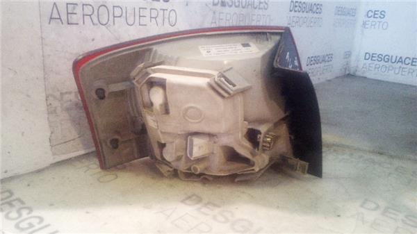 piloto-trasero-dcho-exterior-audi-a4-avant-8e2004-2-0-tdi-16v-3.jpeg
