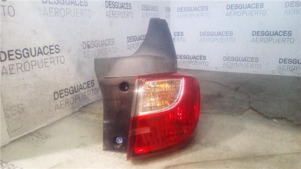 piloto-trasero-dcho-exterior-mazda-5-cw2010-1-6-prime-line-16-ltr-85-kw-cd-diesel-cat-2.jpeg