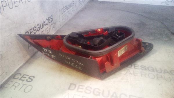 piloto-trasero-dcho-interior-renault-vel-satis-bj02002-2-0-grand-confort-20-ltr-110-kw-dci-diesel-fap-2.jpeg