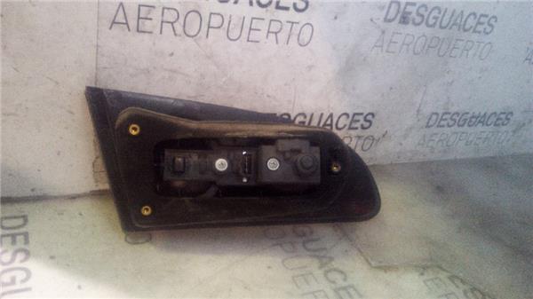 piloto-trasero-dcho-interior-seat-ibiza-6l104-2002-1-9-tdi-7.jpeg