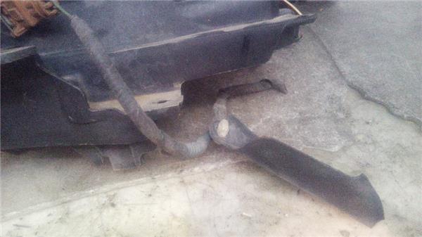 faro-del-dcho-toyota-auris-e1510-2006-1-4-d-4d-4.jpeg