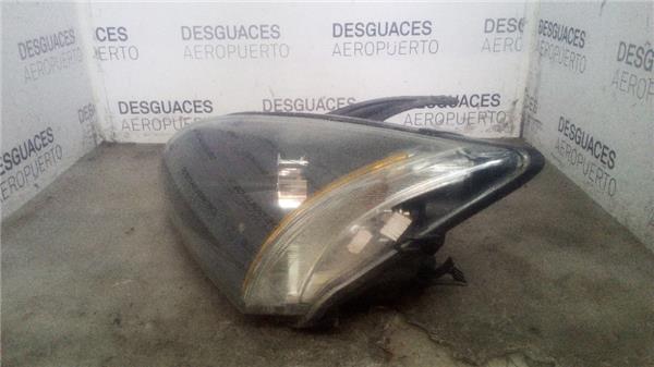faro-del-izdo-ford-focus-ii-da_-1-6-ti-1.jpeg