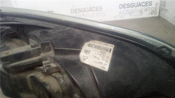 faro-del-izdo-ford-focus-ii-da_-1-6-ti-4.jpeg