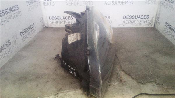 faro-del-izdo-ford-focus-ii-da_-1-6-ti-5.jpeg