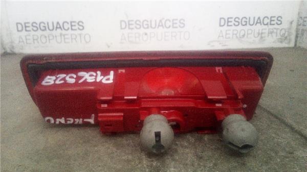 luz-central-de-freno-nissan-nv300-kombi-09-2016-1-6-l1h1-27t-comfort-16-ltr-92-kw-dci-cat-1.jpeg