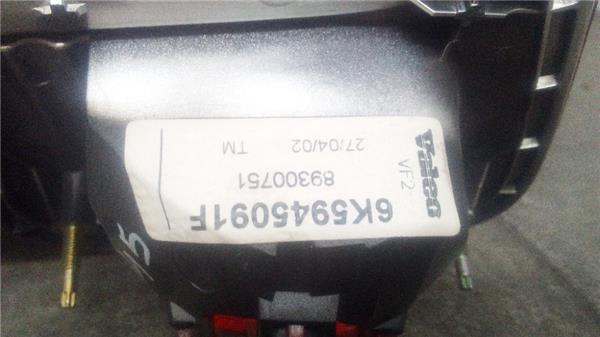 piloto-interior-izdo-seat-cordoba-berlina-6k208-1999-1-4-3.jpeg