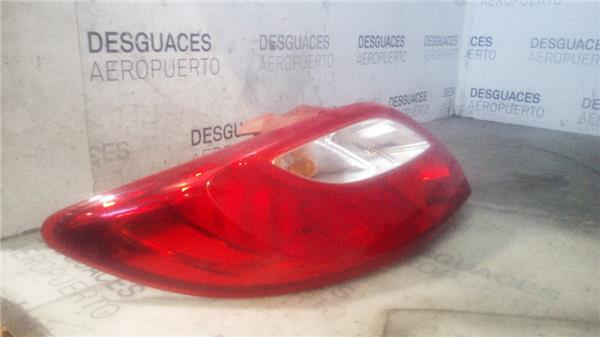 piloto-tra-izdo-mazda-2-berlina-de2007-1-3-1.jpeg