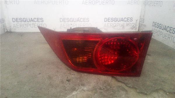 piloto-trasero-dcho-exterior-honda-accord-viii-cl_-cm_-2-2-i-ctdi.jpeg